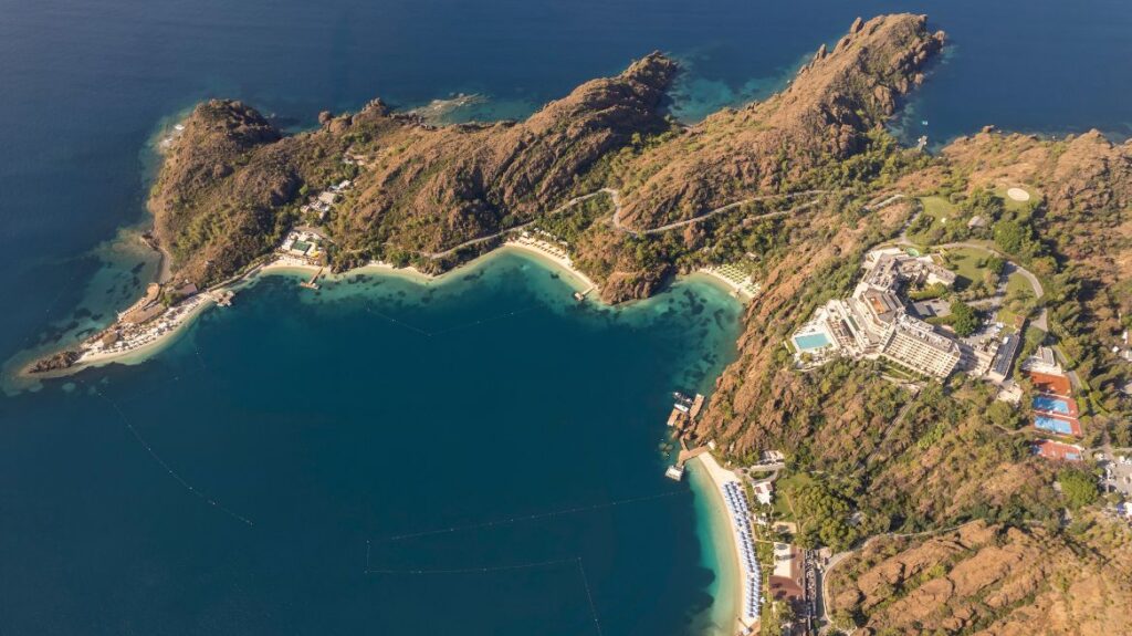 D Maris Bay