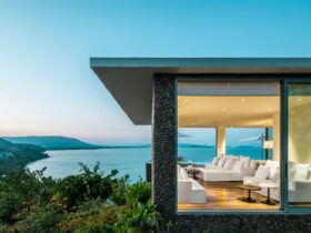 villa overlooking the sea at Como Point Yamu in Thailand