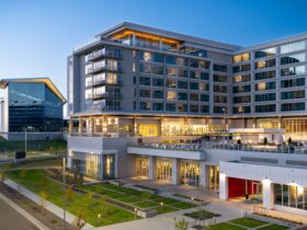 The exterior of Hotel Polaris in Colorado Springs