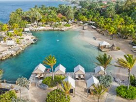 Enjoy a private luxury stay at the intimate Baoase Luxury Resort (Photo: Baoase Luxury Resort)
