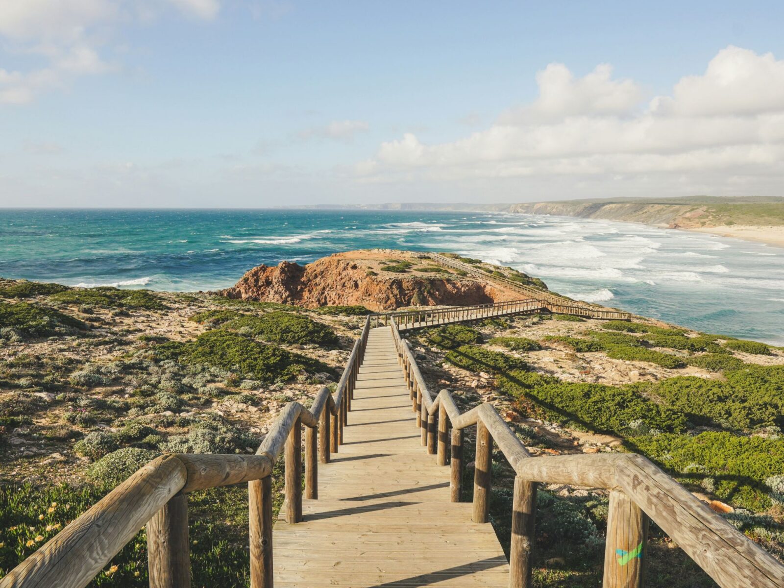 Praia da Bordeira, Algarve, Portugal (Photo: Diego Gennaro via Unsplash)